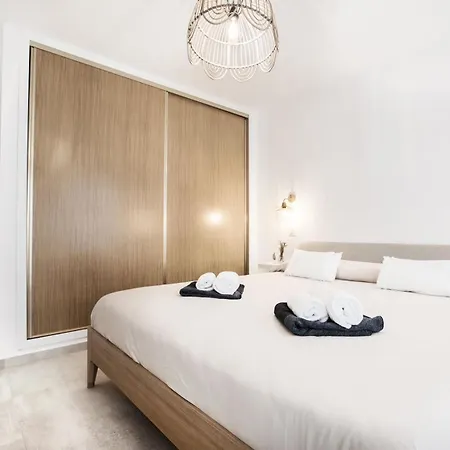 Amura House Holiday home *