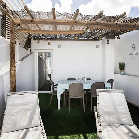 Amura House Nyaraló