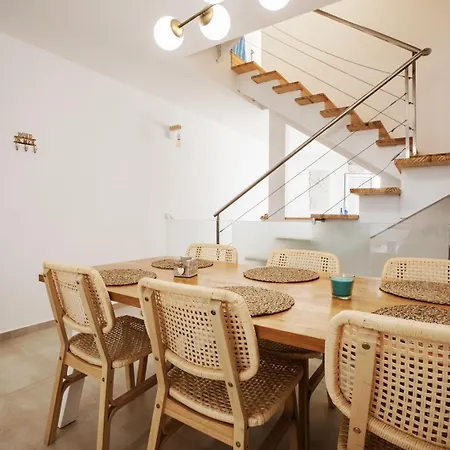 Nyaraló Amura House